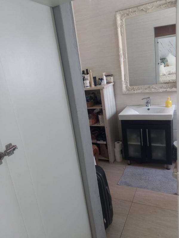 2 Bedroom Property for Sale in Parow Western Cape